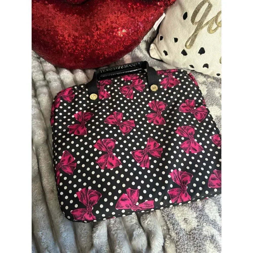 Betsey johnson polka dot pink bow padded laptop/computer bag/case